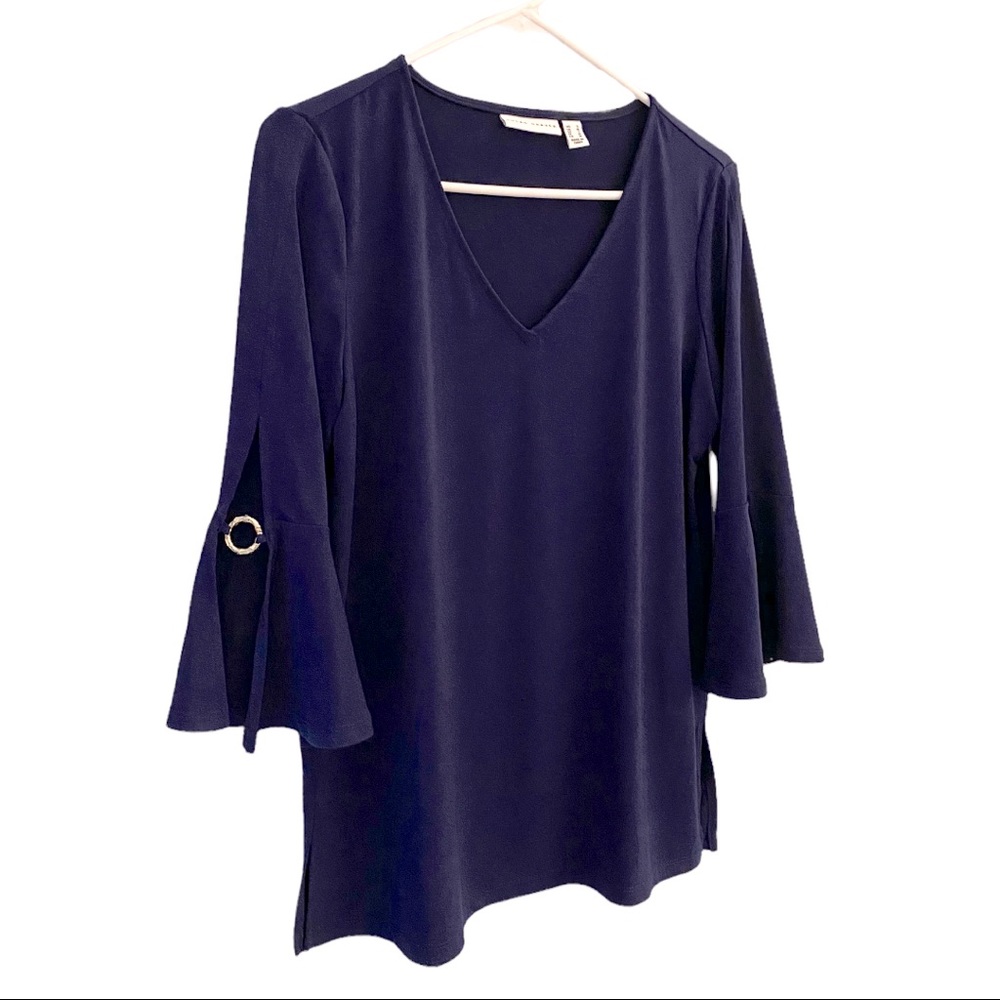 Susan Graver Top V-Neck Navy Blouse with Gold Hardware 3/4 Bell Sleeves EUC